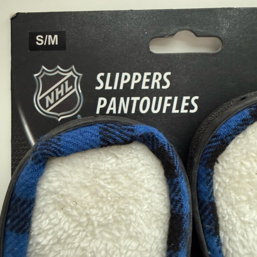 NHL Toronto Maple Leafs Blue and Black Plaid Slip-On Slippers - Picture 4 of 7